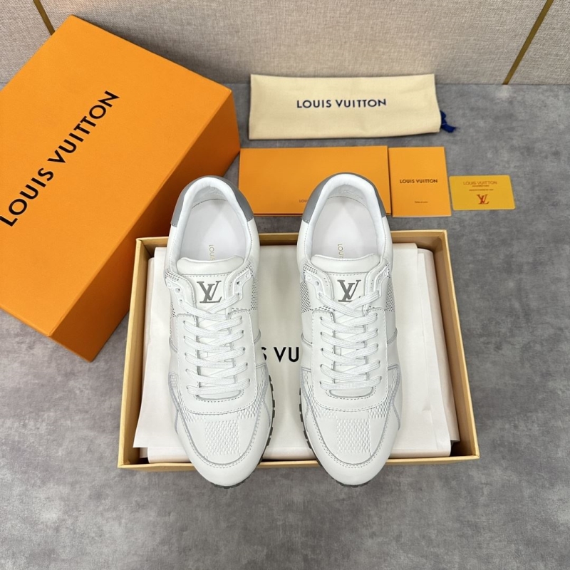 l**is V*t*n sneakers